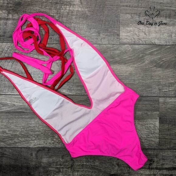 Sweatyrocks Deep V Criss Cross One Piece Swimsuit Size S - Picture 5 of 5